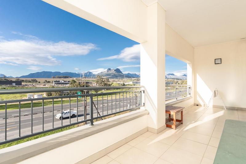 2 Bedroom Property for Sale in The Huntsman Western Cape
